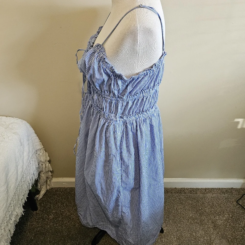 Free Asembley Blue and White Stripped Dress 100% Rayon Size Large. - Picture 14 of 16